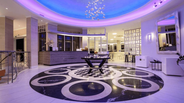 La  Mer Deluxe Hotel & Spa